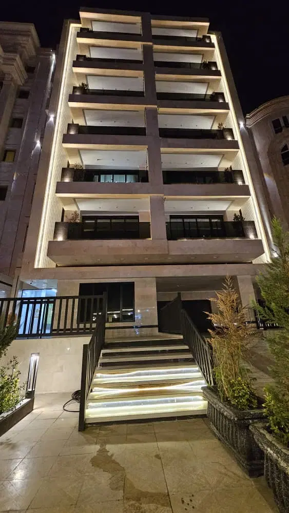 گوهردشت ۱۵۰ متر شمالی حیاط ۳ خواب لوکس