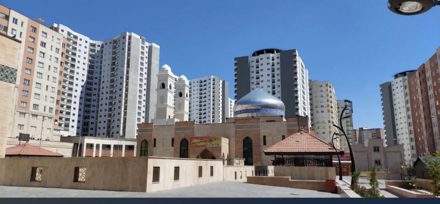 آپارتمان ۱۰۲ متری شهرک شهپریان