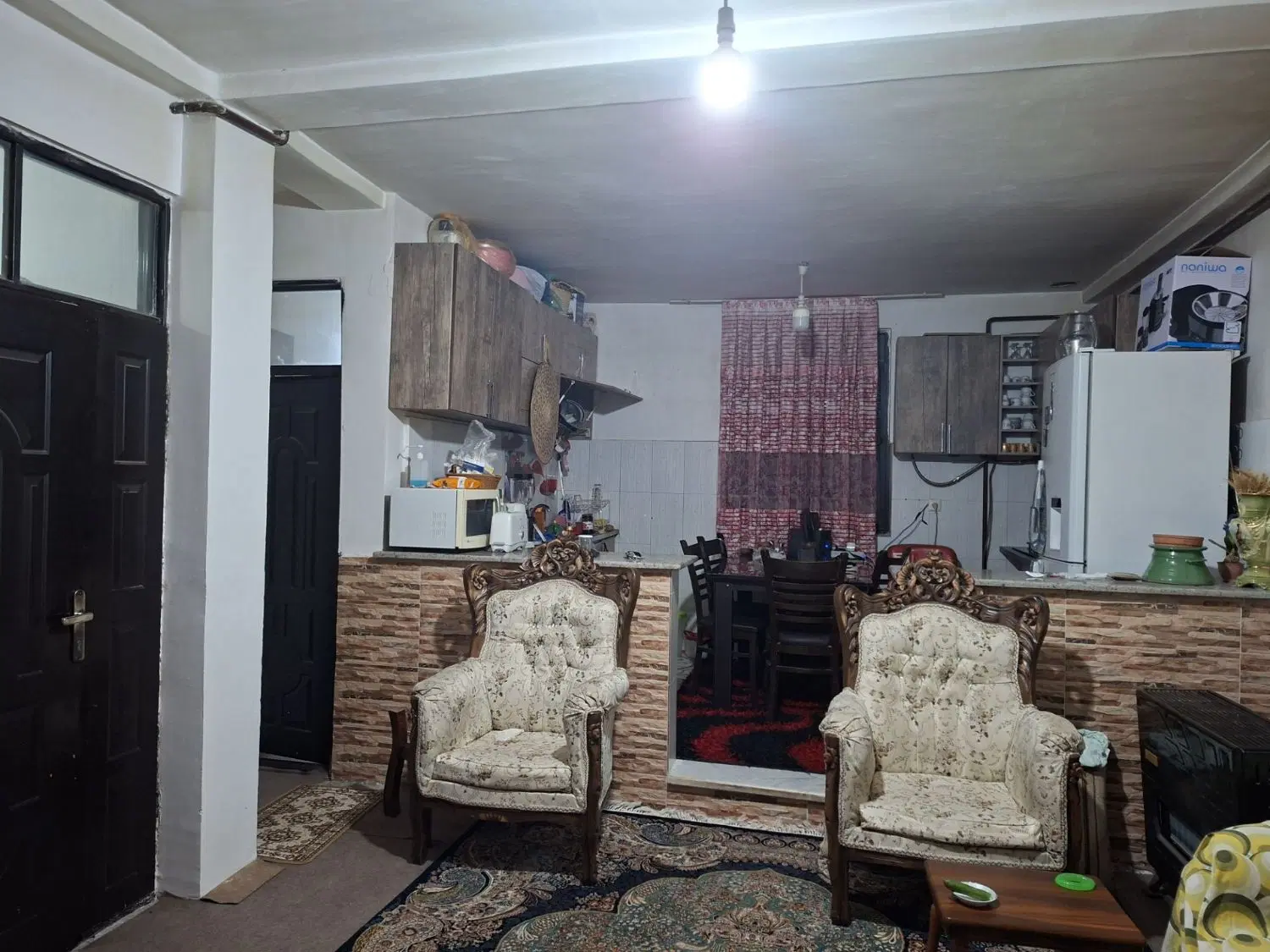 دو طبقه ساختمان حصار خروان