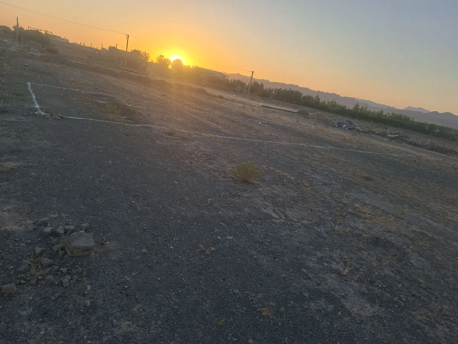 زمین شمس آباد