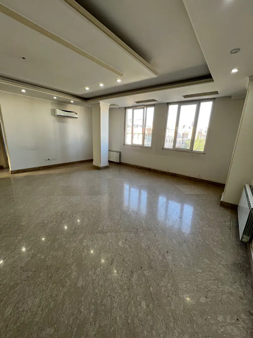 بر بلوار اصلی گلها تاپ لوکیشن