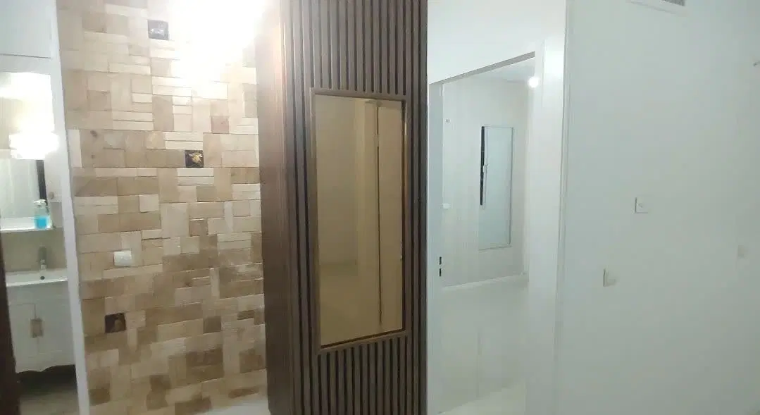 همخونه میخوام(آقا هستم)