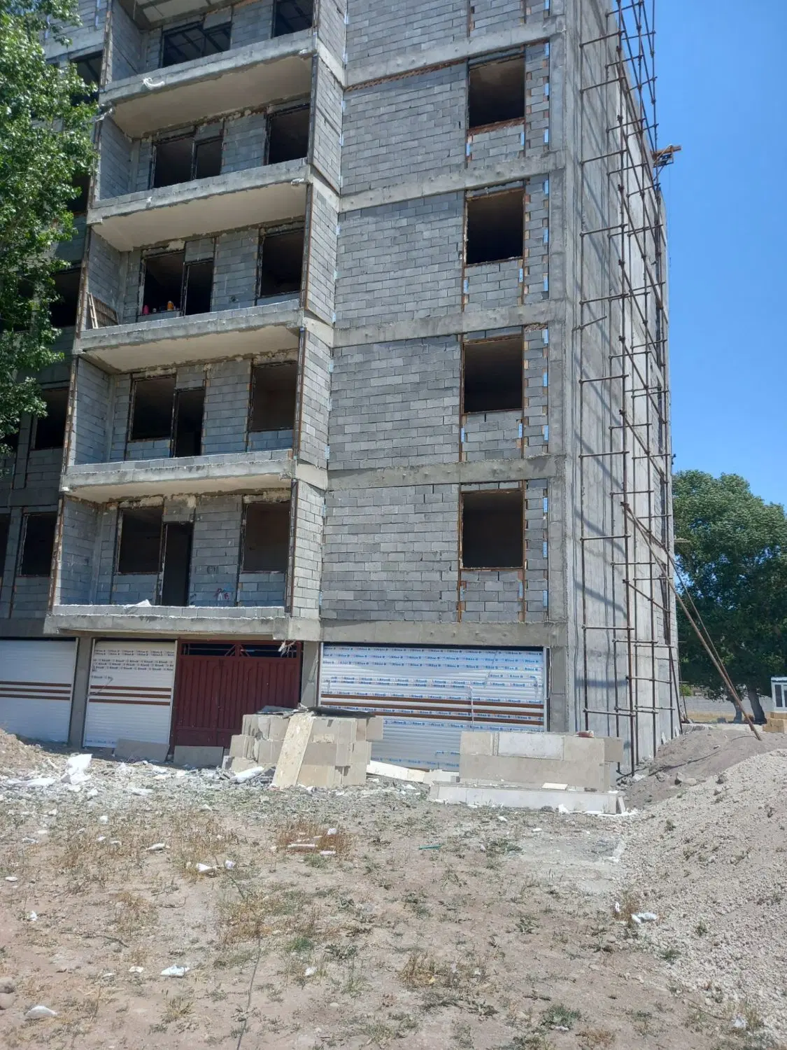 آپارتمان ۱۱۴ متری با شرایط استثنایی