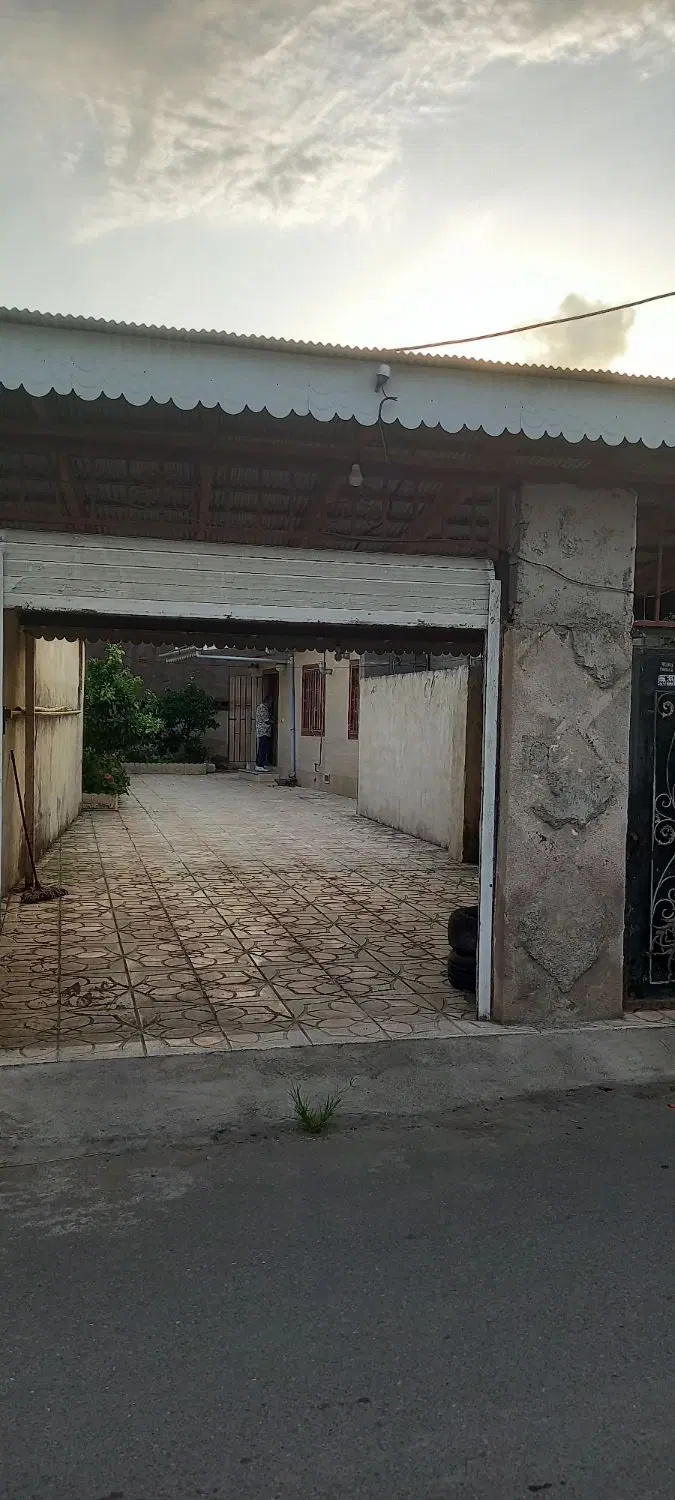 ویلای دوخوابه ۹۵ متری با ۲۷۰ مت زمین