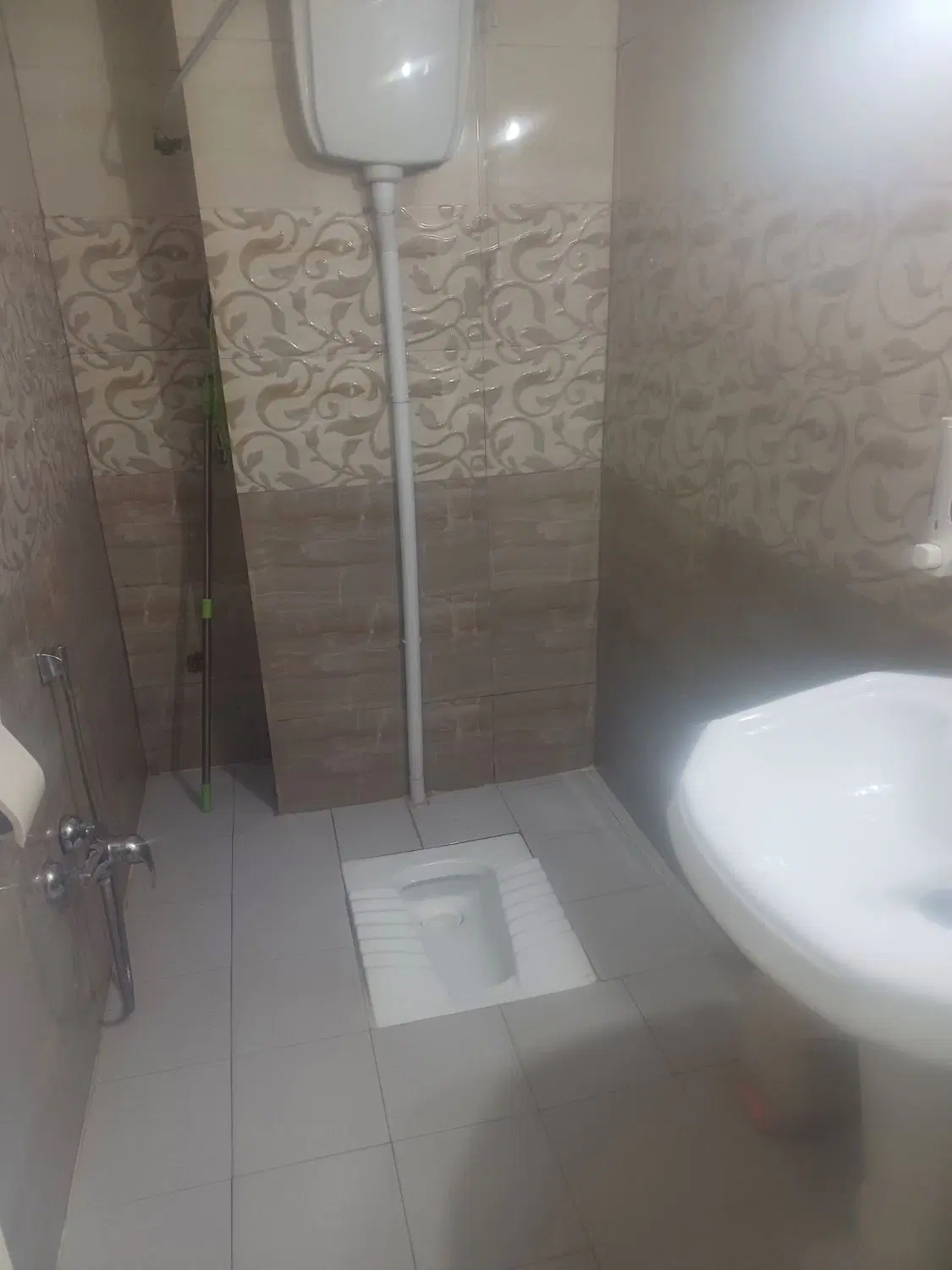 آپارتمان ۲ طبقه ۲ واحد پارکینگ اختصاصی