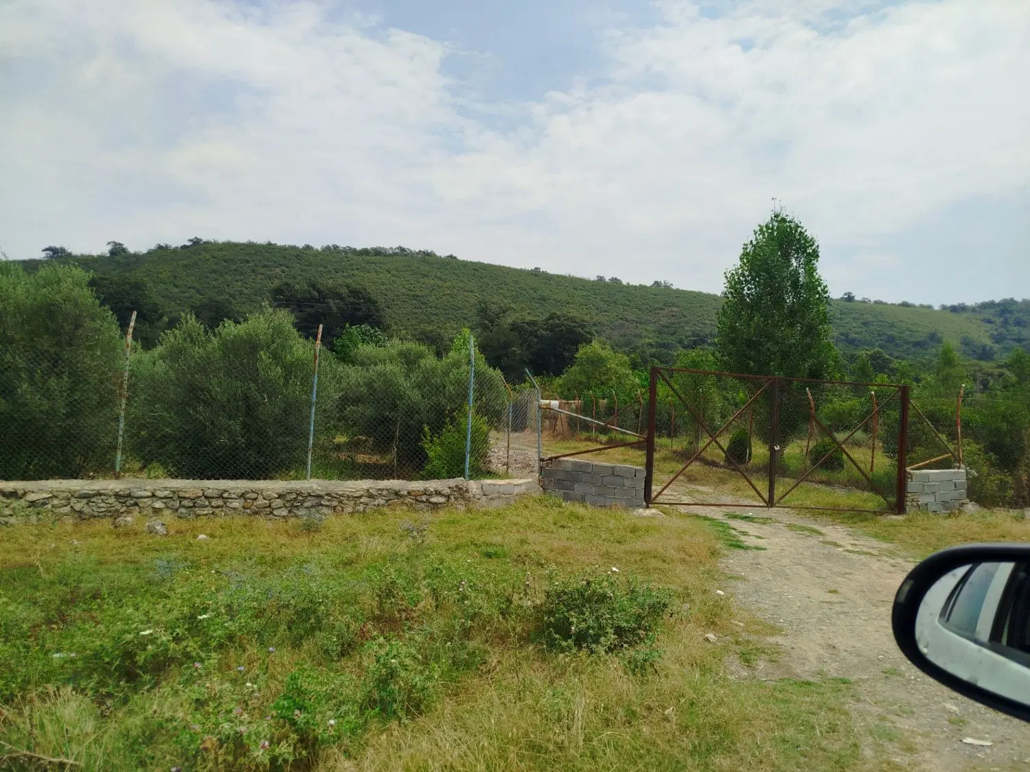 زمین توسکستان