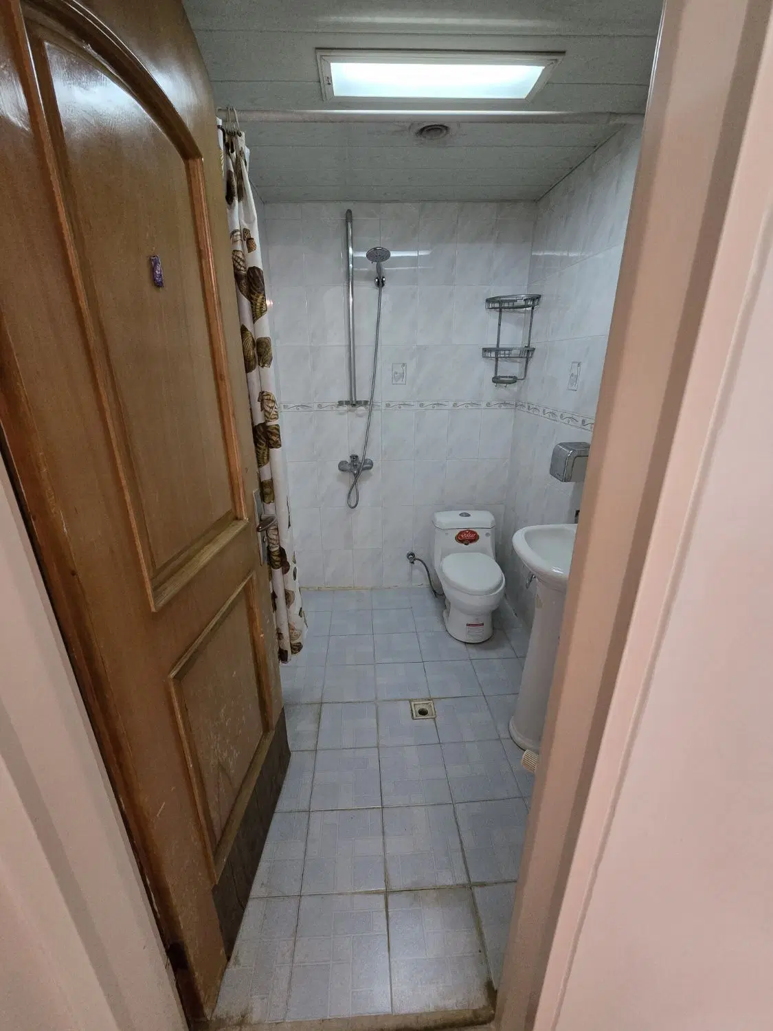 باغ دریاچه رودکی مادی ارغوان ۱۶۰ متری ۳ خواب