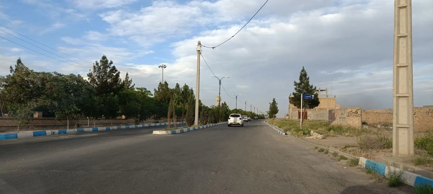 زمین مسکونی۲۰۰ متری چهاردیواری منطقه ارسطو صفادشت