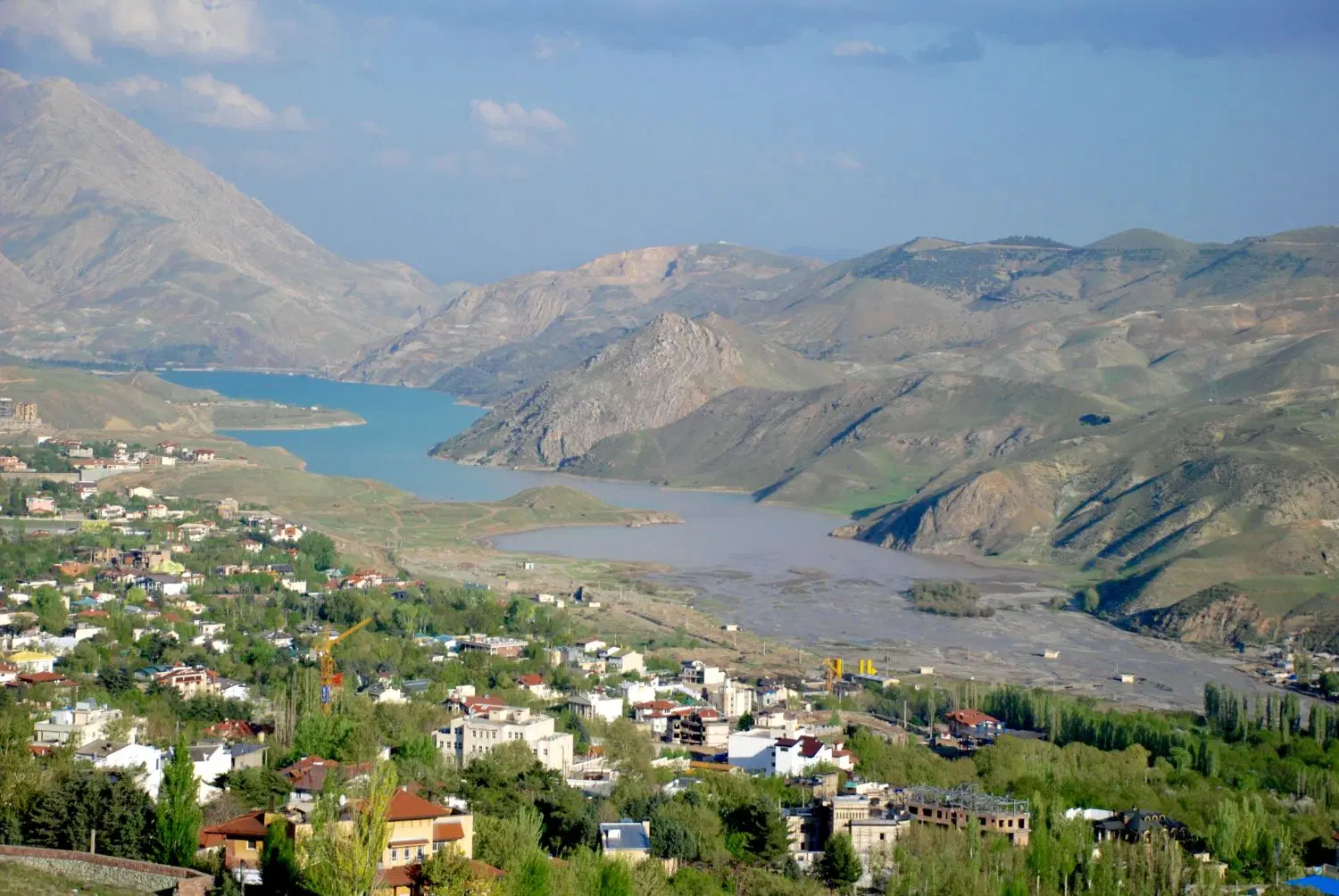 زمین لواسان کوچک ۱۲۳۴ متر