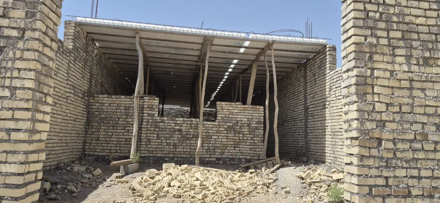 خانه نیمه کاره