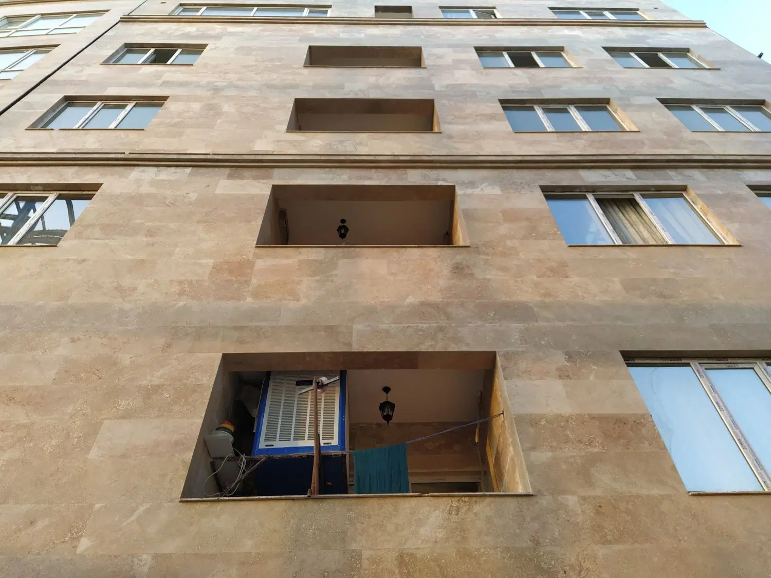 آپارتمان ۱۰۵متری فول ۲خواب فلاحی حسابی