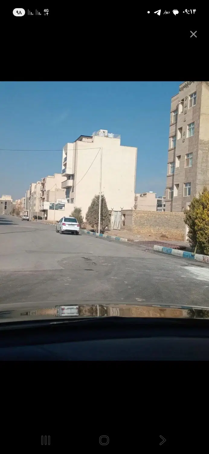 زمین مسکونی