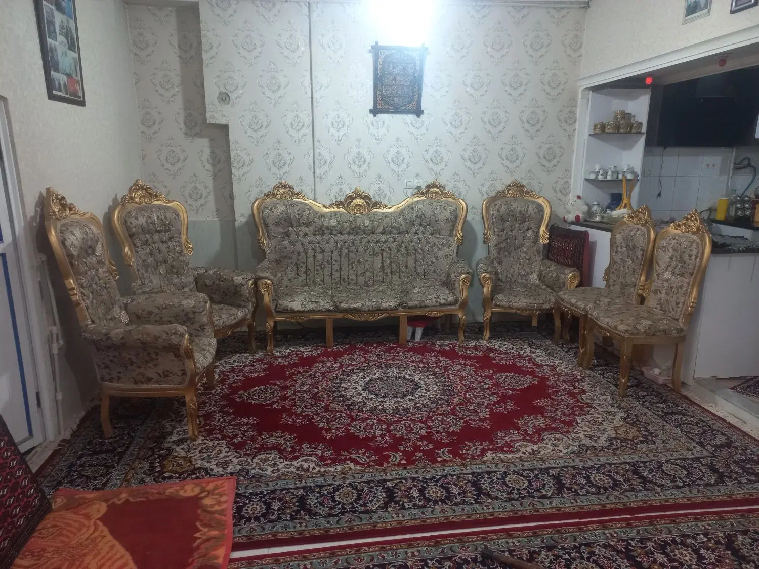 خانه ومنزل شیک وتمیزطبقه همکف راه جدا، دربست