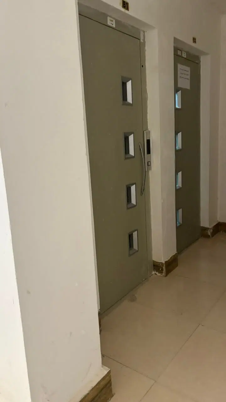 فروش یک واحد اپارتمان