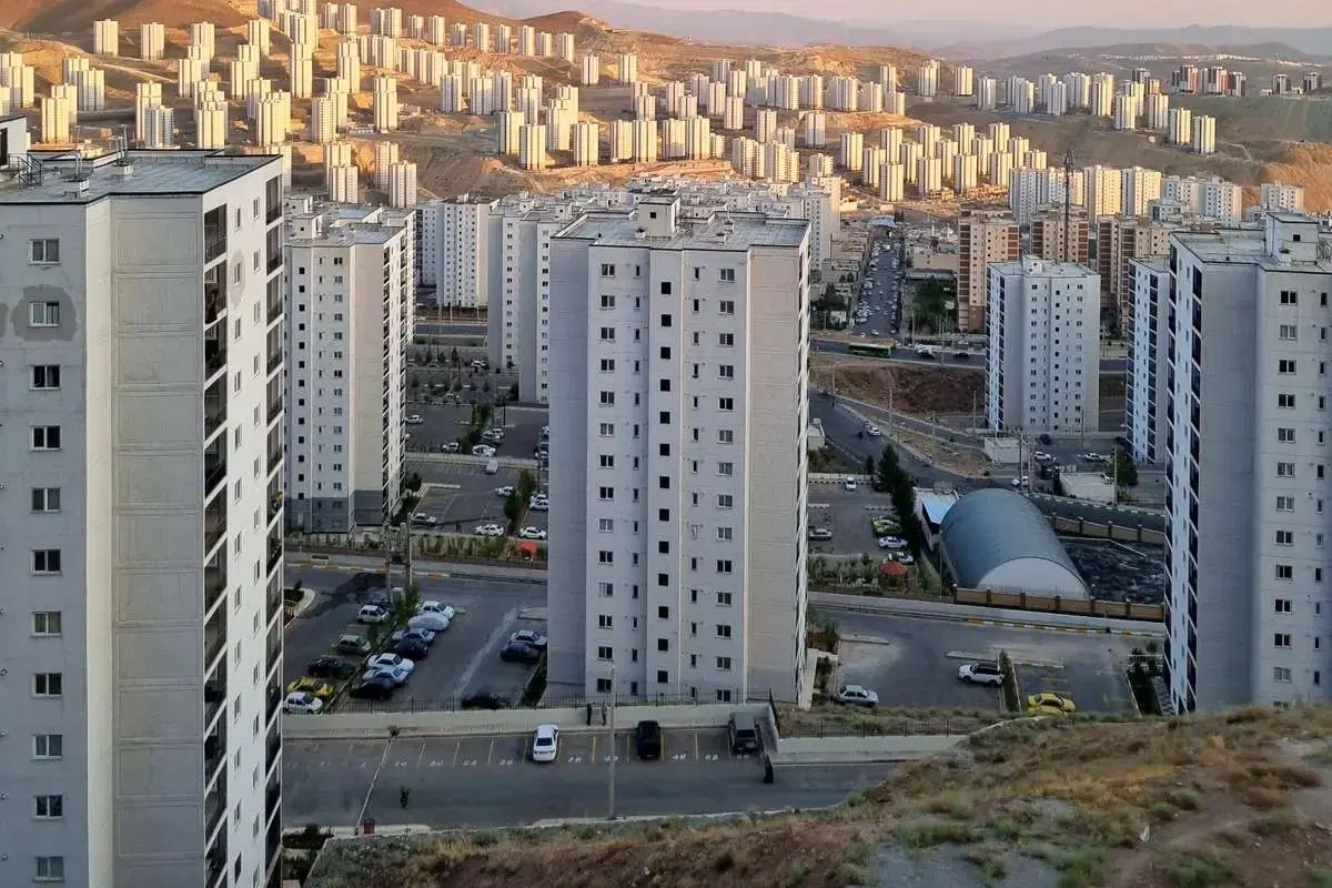 همخانه میشم آقا هستم فاز ۱۱ و ۸ و ۹