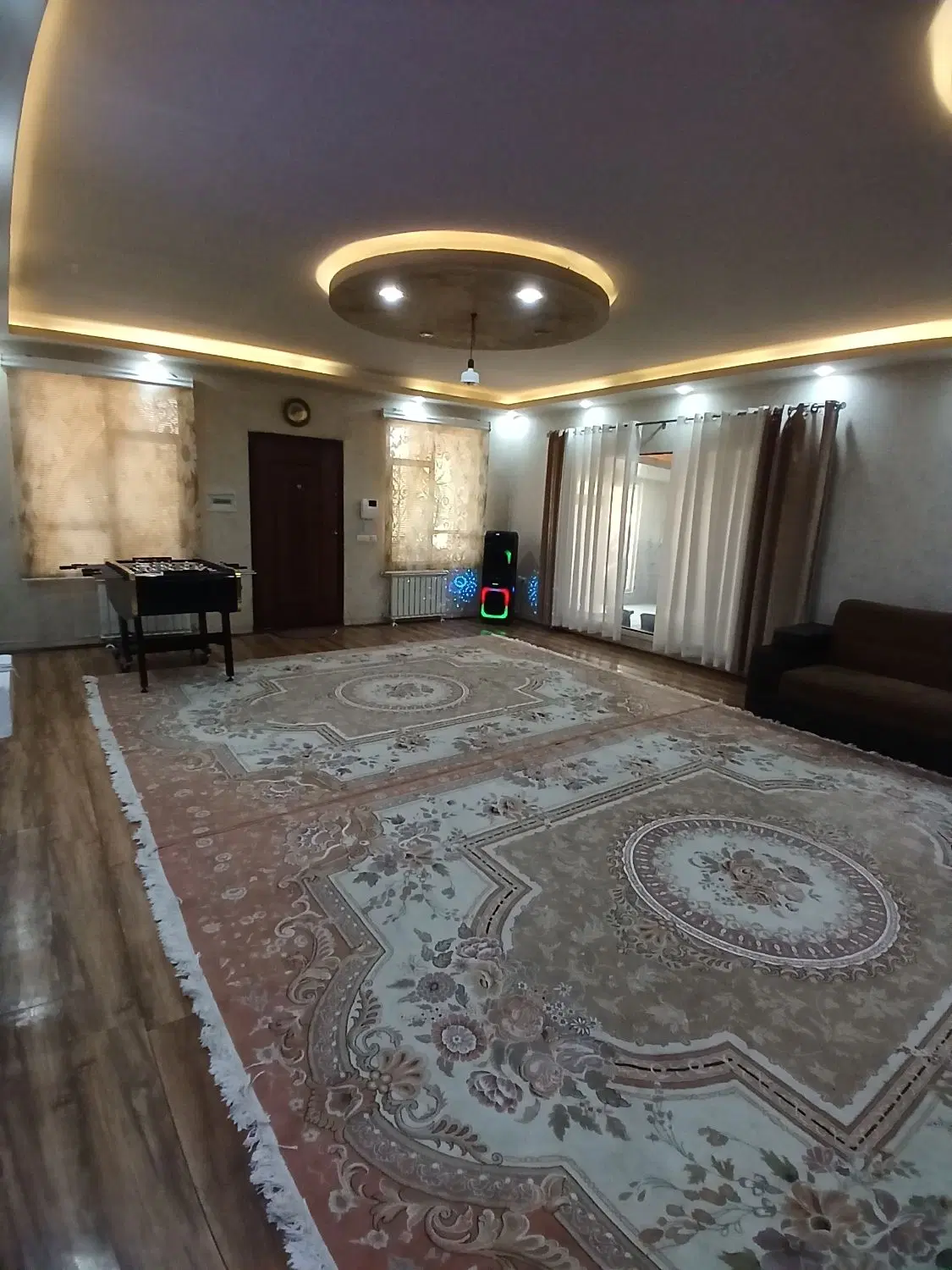 باغ ویلا اجاره‌ی استخر آب گرم