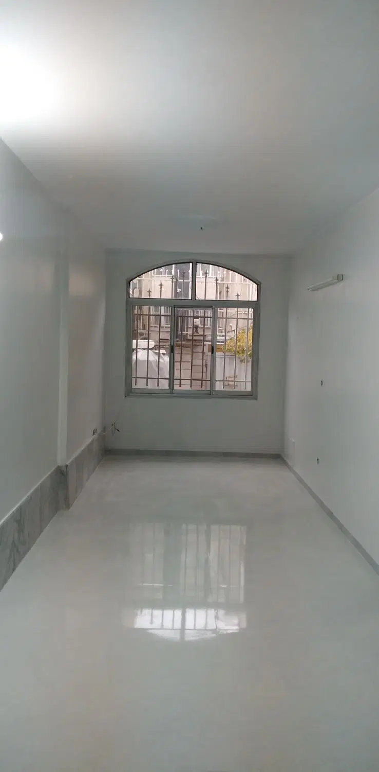 صد متری بغل دار
