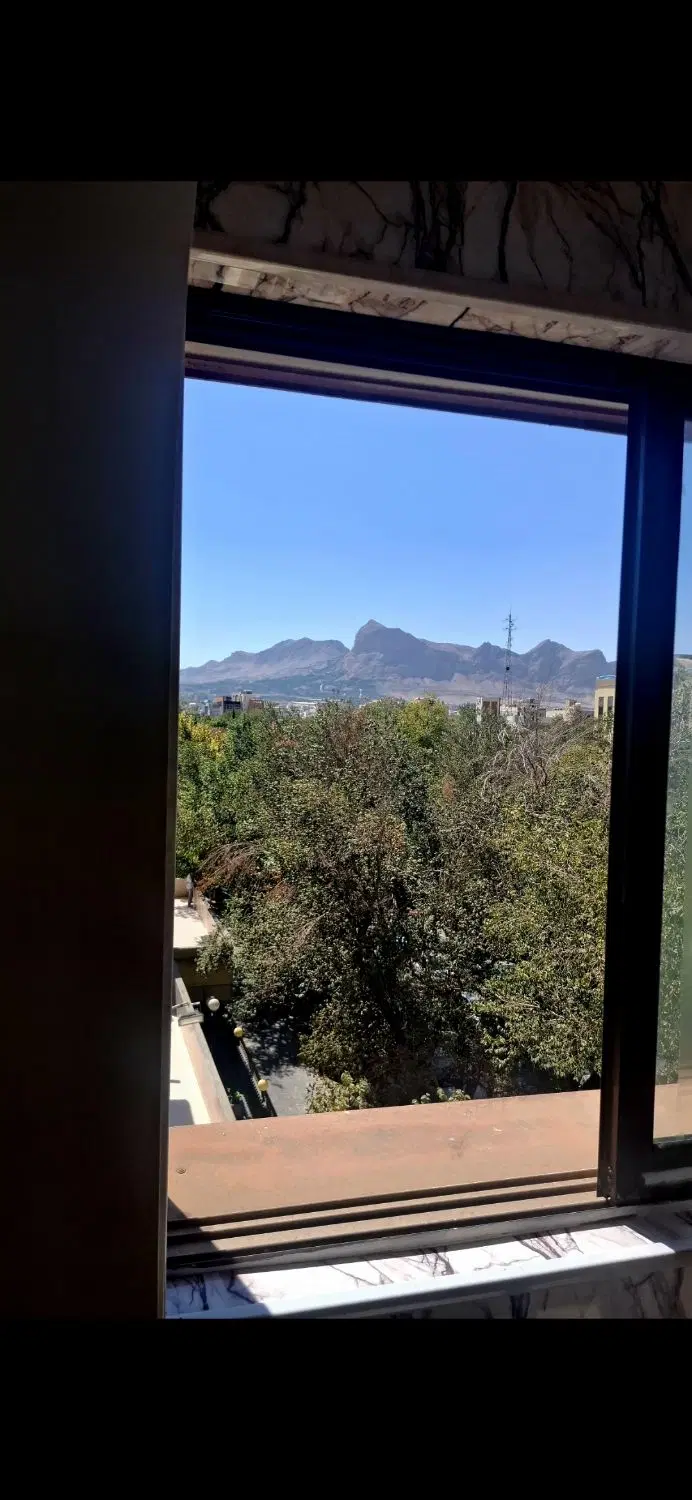 دفتر کار مطب