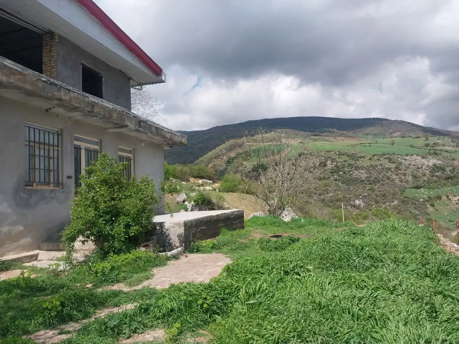 خانه  مسافر سبز کوهستان