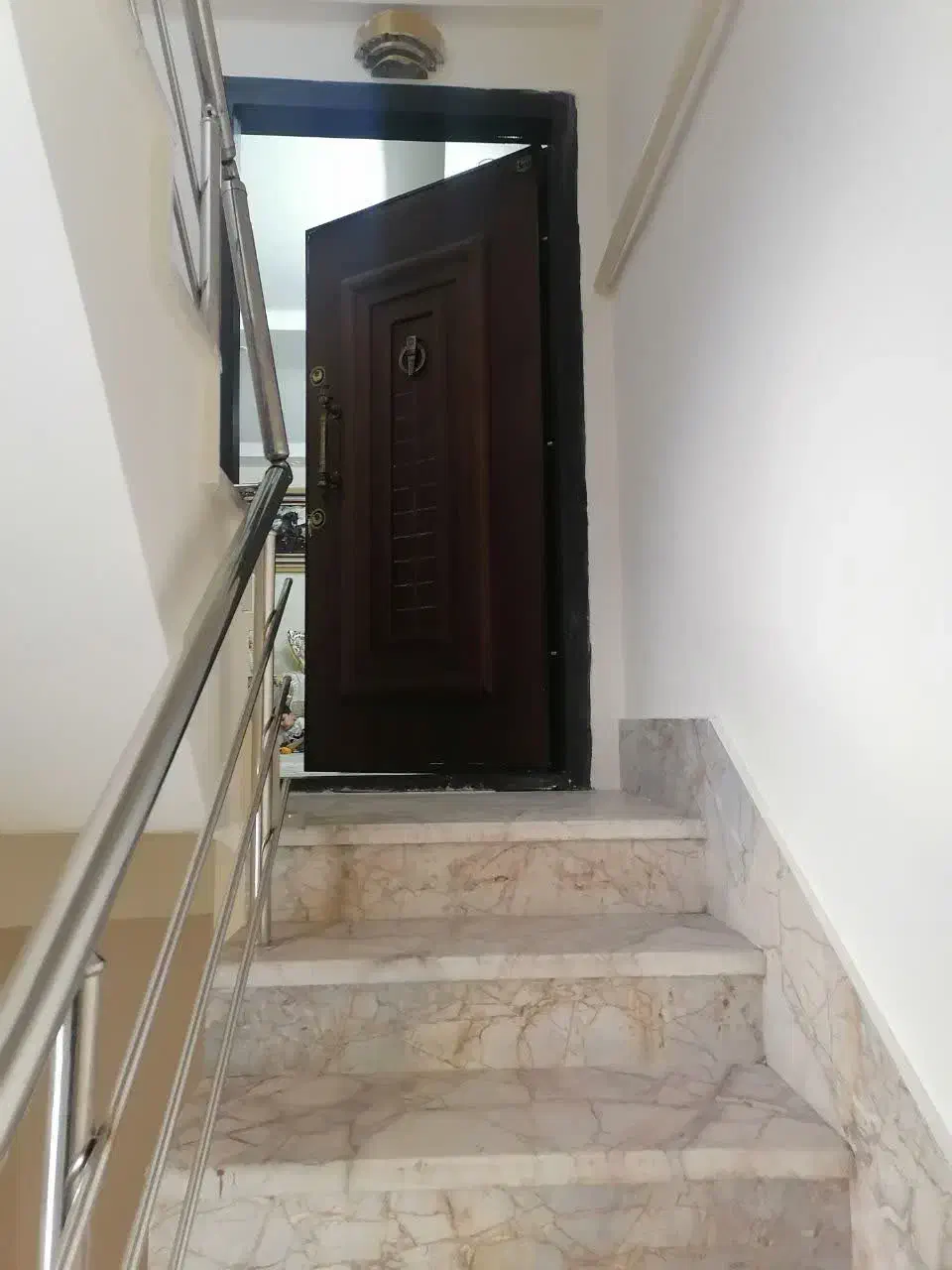 آپارتمان یاران