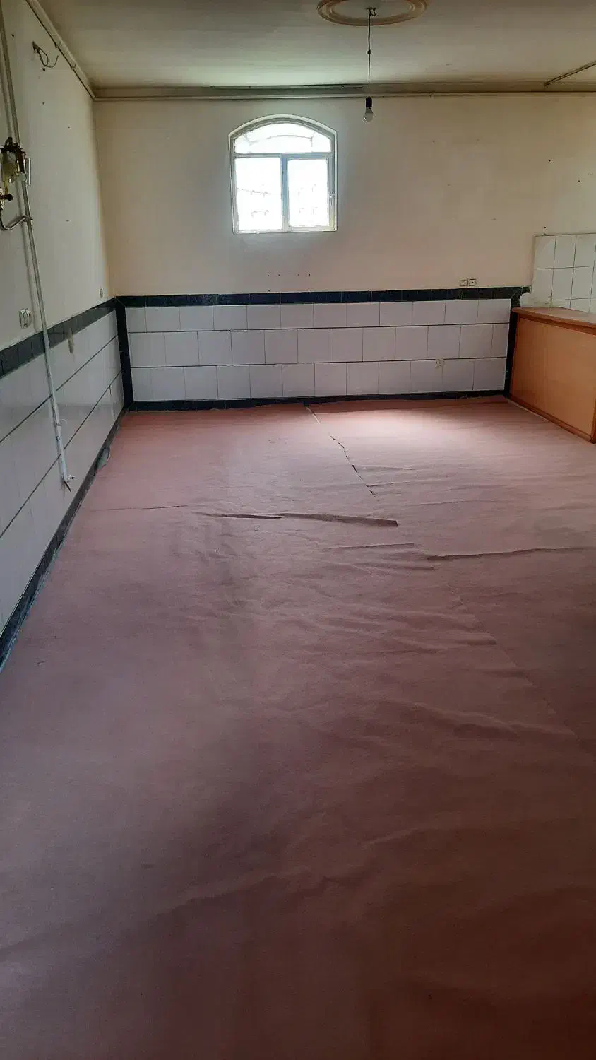 اجاره طبقه همکف در خیابان فلسطین