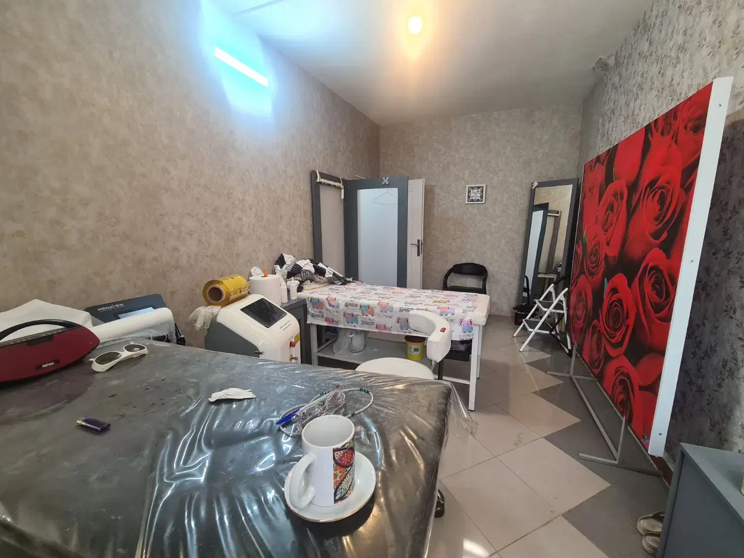 اجاره اتاق لاغری، لیزر، فیشال در مطب پزشک زیبایی