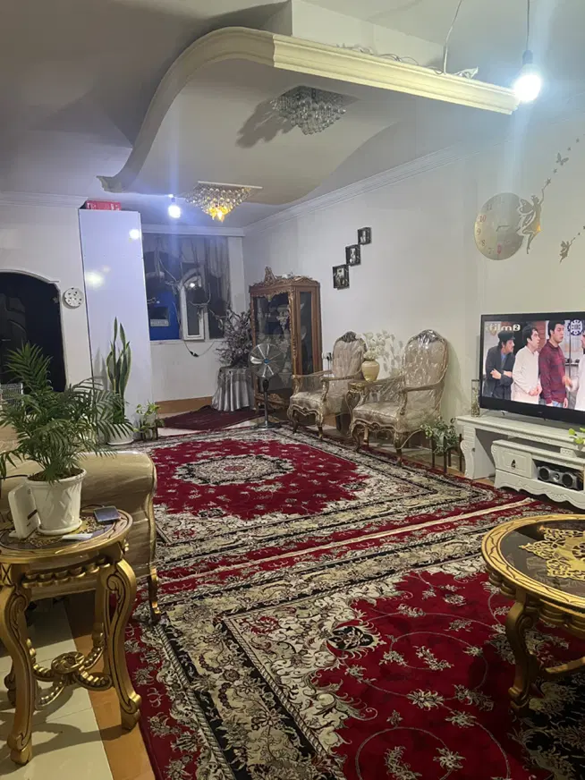 ۸۵ متری حاشیه میلان فقط نقد یا معاوظه با خودرو