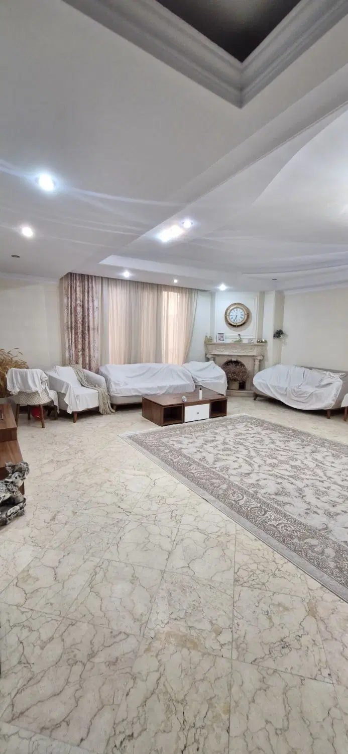 ۱۰۶ متر ۲خوابه فول خ گلبرگ خ ملکی