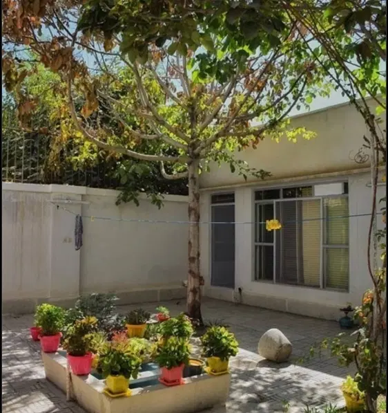 خونه دو طبقه