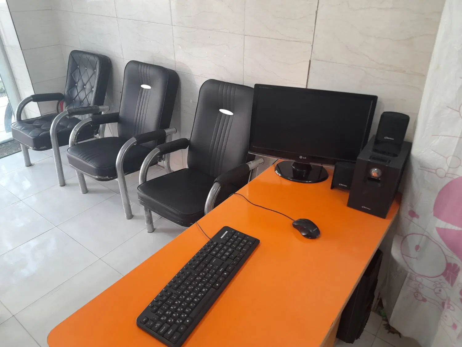 فروش تجاری ۷۰ و اداری ۱۱۰+۷۰ متری سند مجزا