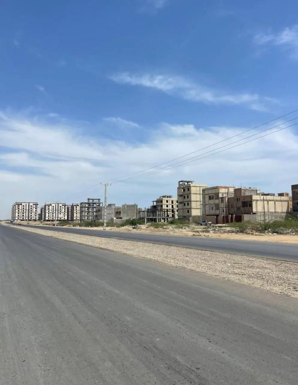 ،فروش یک قطعه زمین۱۸۰متری