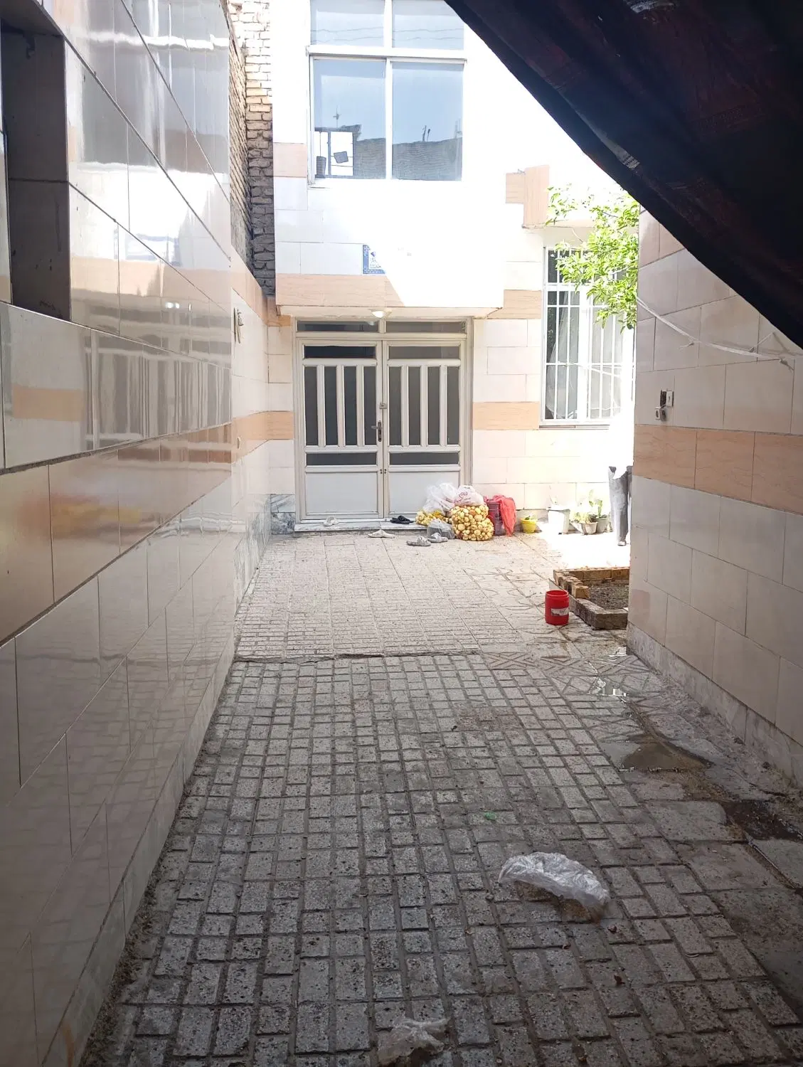 ویلایی 250 متری 10 در 25