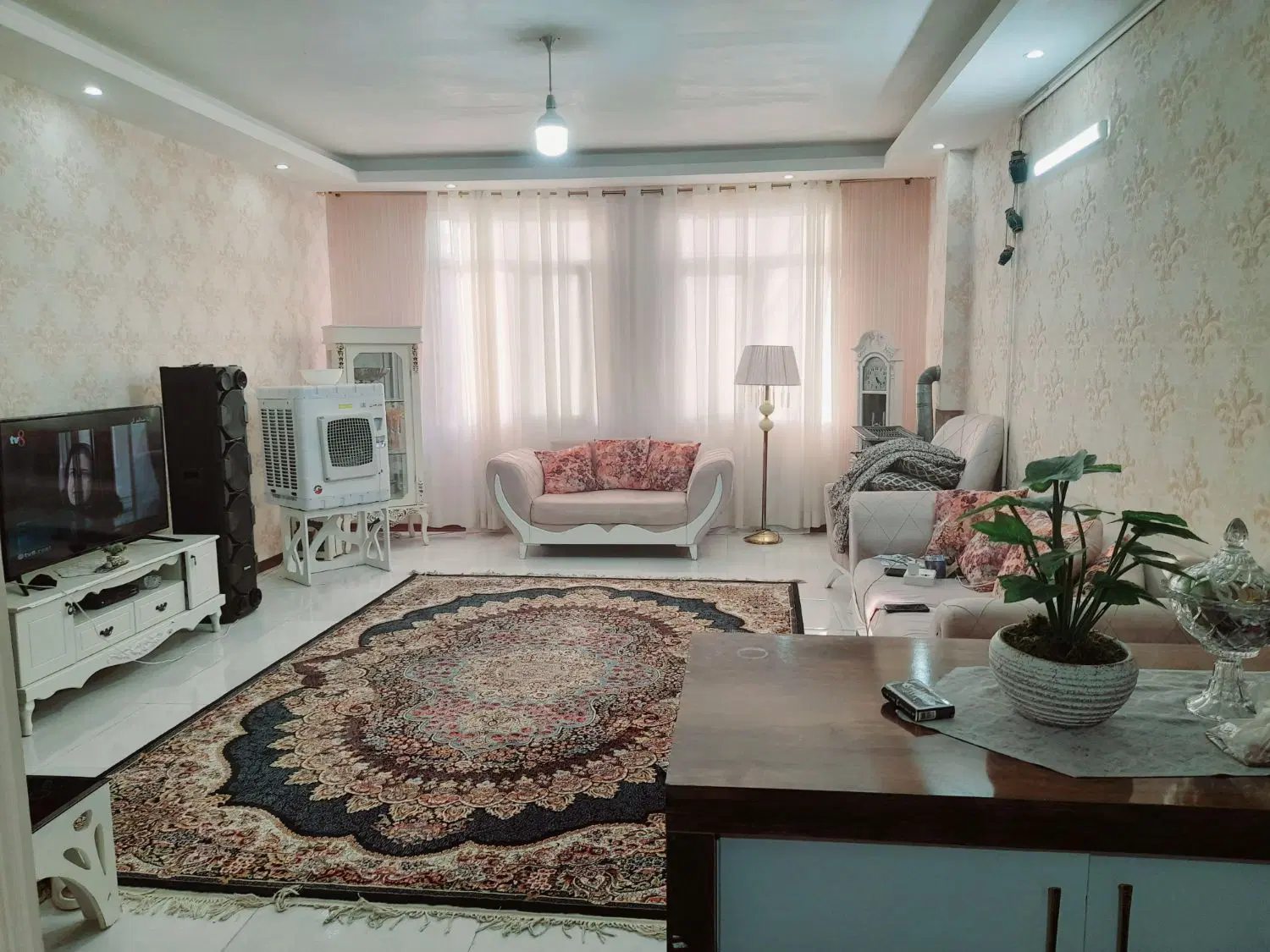 آپارتمان رهن و اجاره در طبرسی شمالی