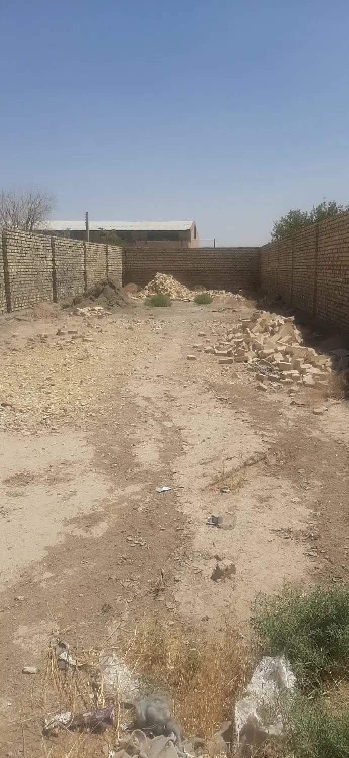 زمین واقع در زمان آباد