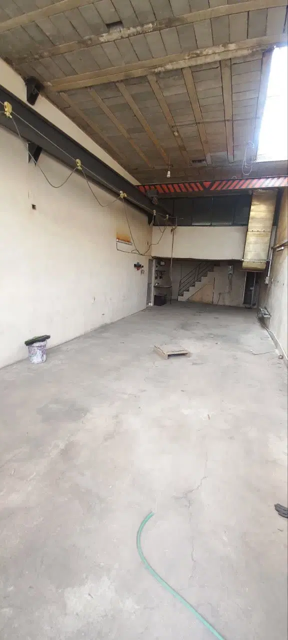 مغازه یا کارگاه جاده فرودگاه
