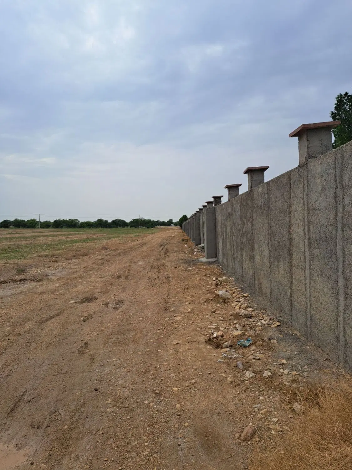 خانه باغ،عیسوند