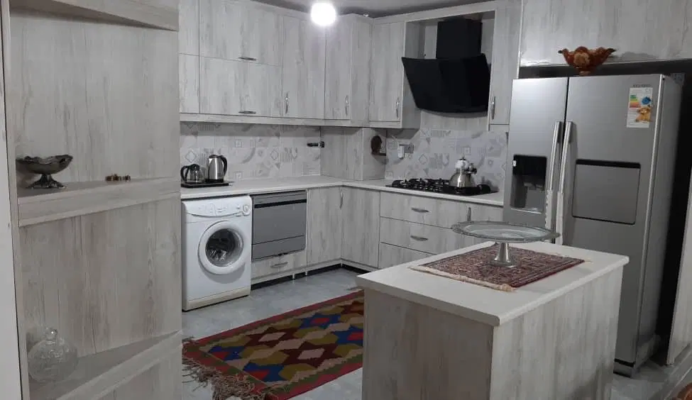 سردونبش ۱۳۷متر‌ نوساز_ ۳خواب بزرگ_ کوچه پهن