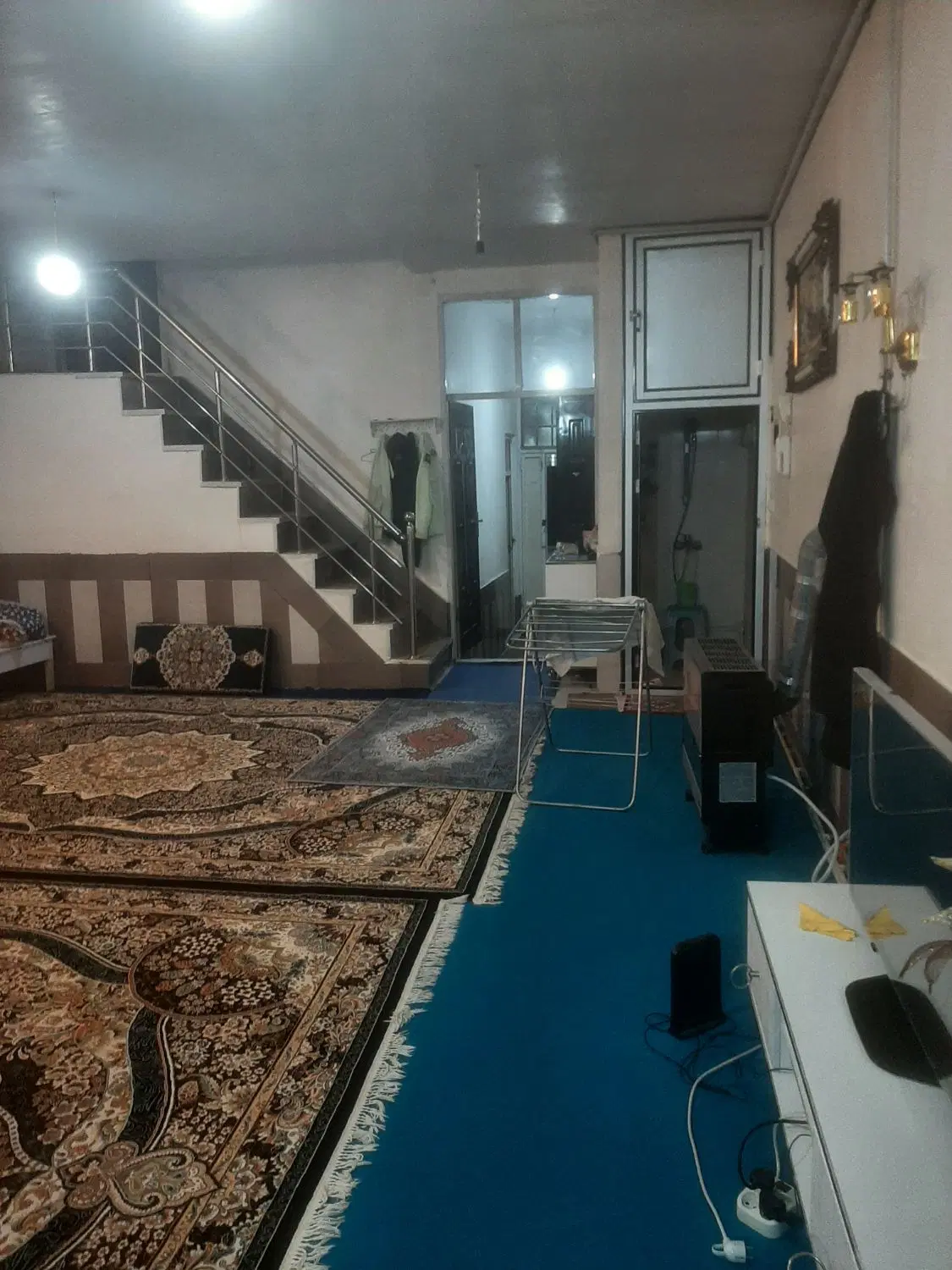 ویلایی مسکونی واقع در سی متری پژوهنده بنفشه ها
