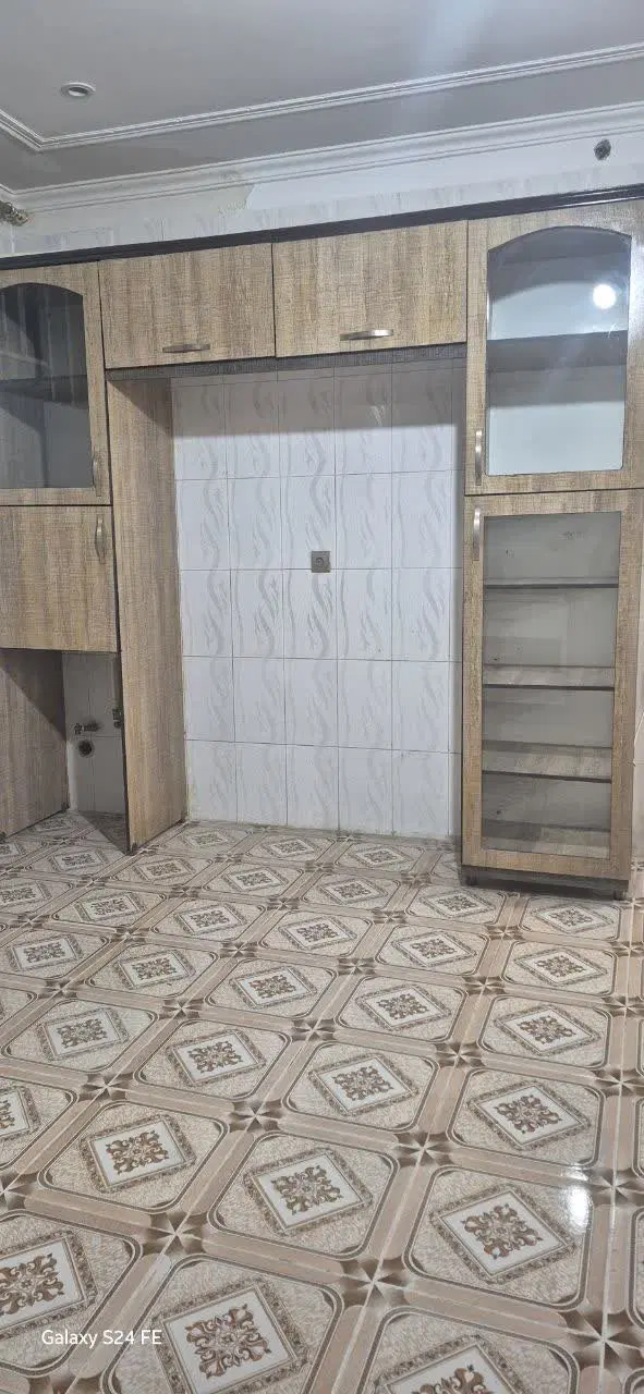 اجاره یک واحد مسکونی  زیر زمین