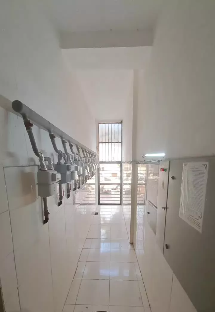 ۸۷متر_ خیابان قلم_ ۱۷ شرقی