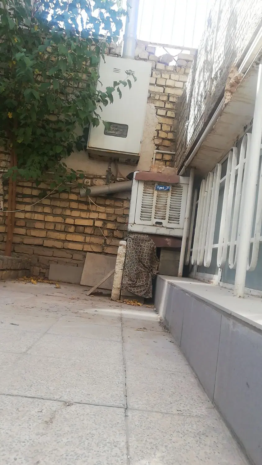 منزل مسکونی  پر نور و ارام