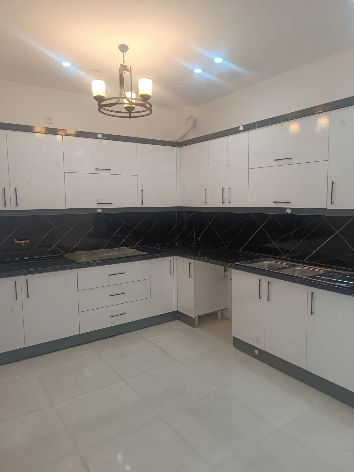 93متر صفر فول امکانات صاحب الزمان11