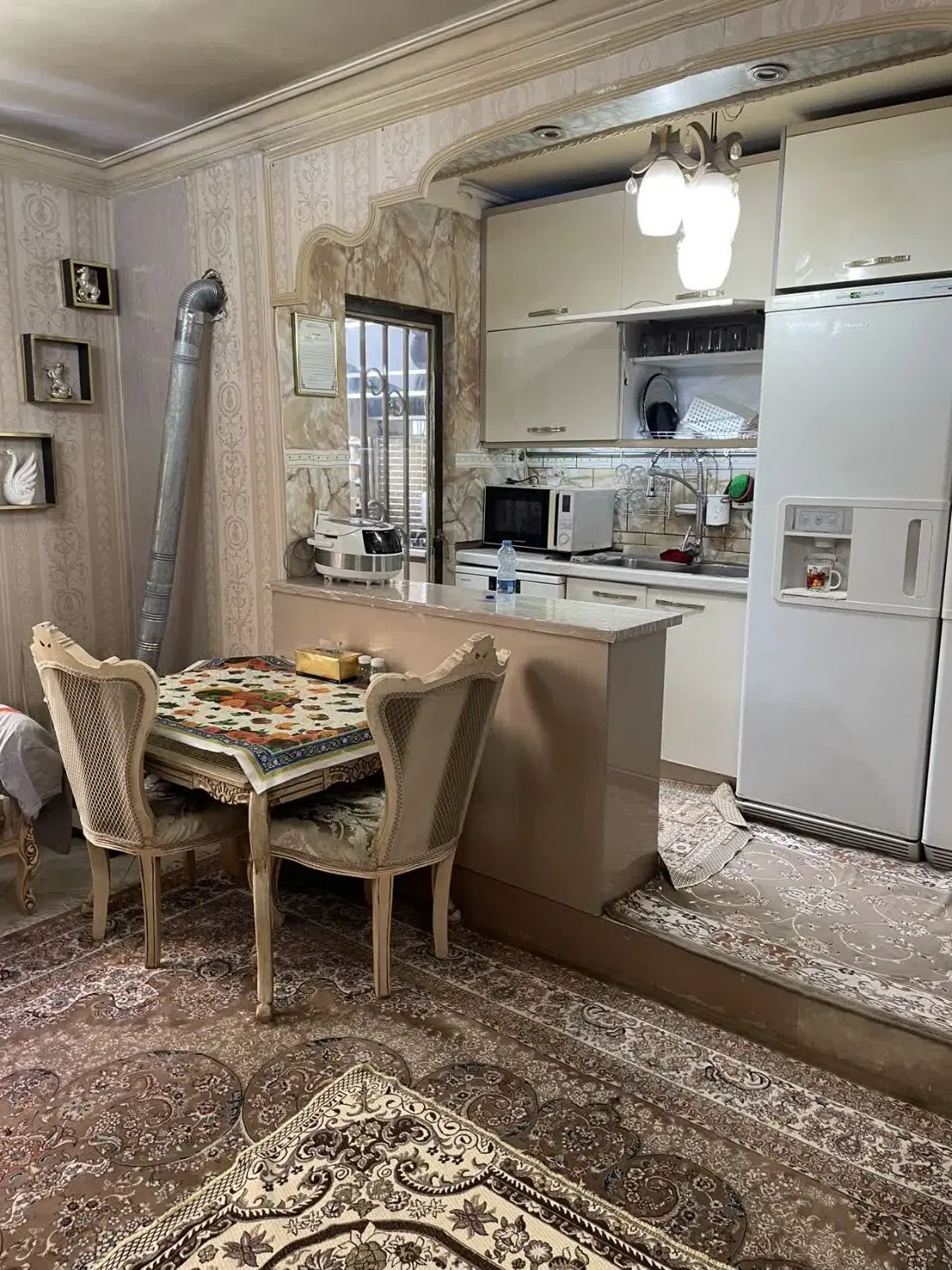 69متر ۲خ شیک ط اول پارکینگ مشاع