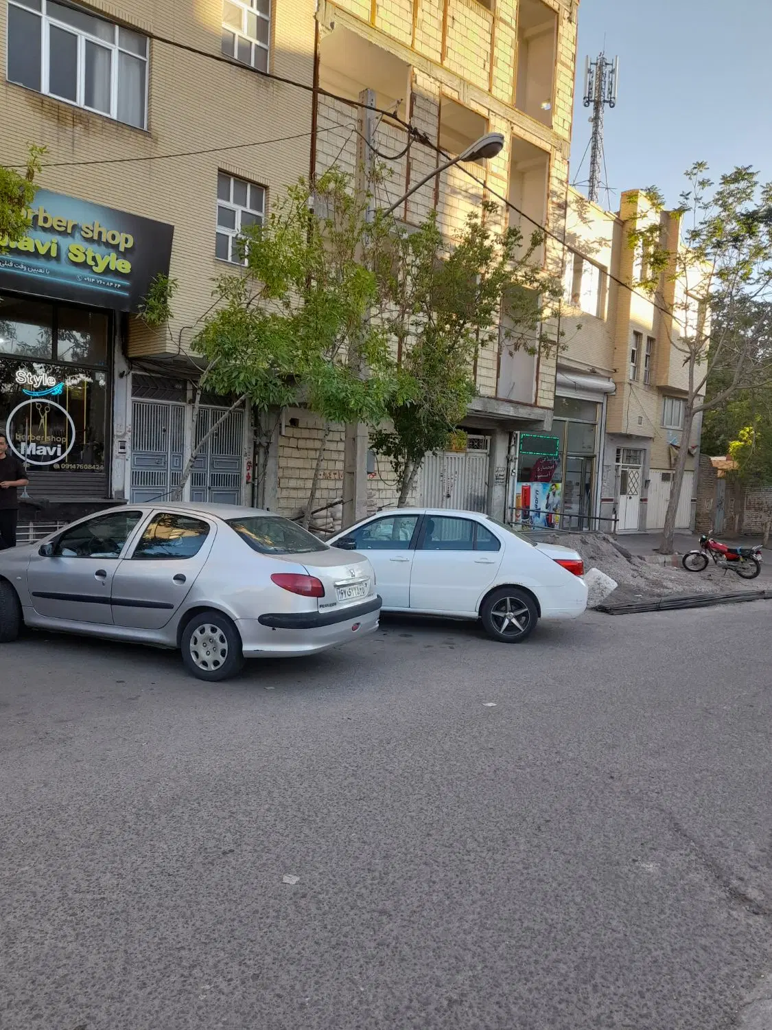زیرزمین تجاری تمام بهداشتی بر خیابان ۱۶۰متر