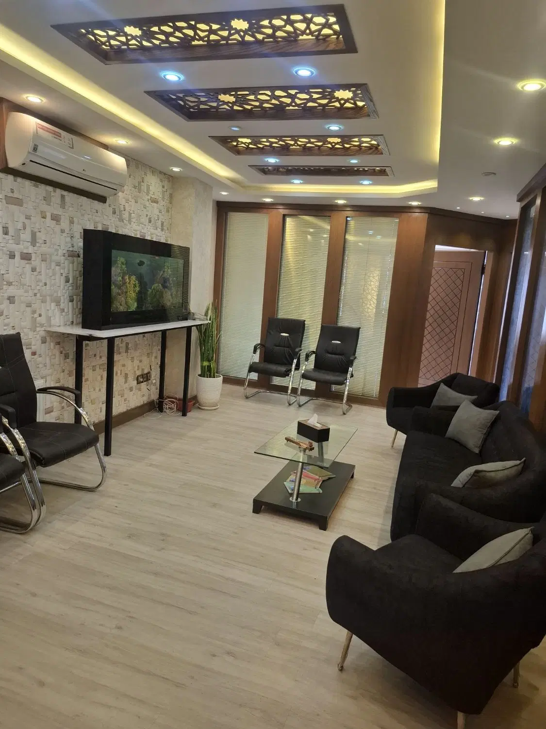 اجاره دفتر وکاات