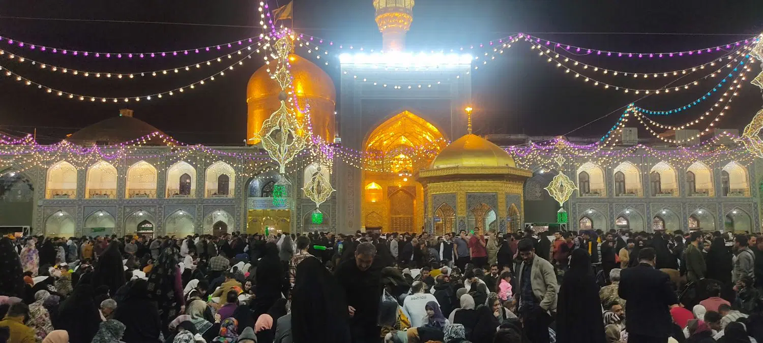 شهناز شمالی جنب پاساژ اشراف بر خیابان