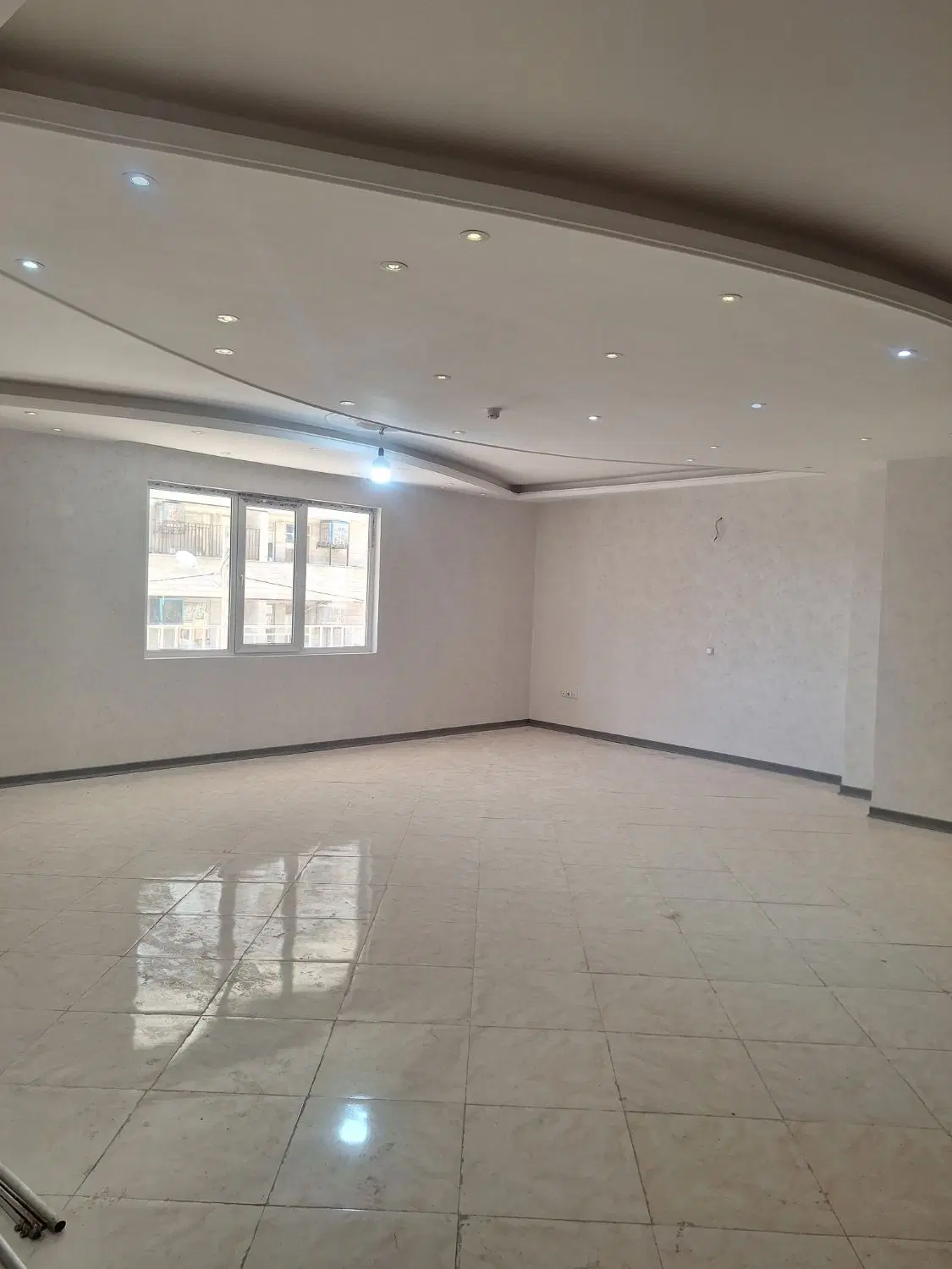 فروش آپارتمان لوکس فول امکانات.۱۳۱ متری.فردوس