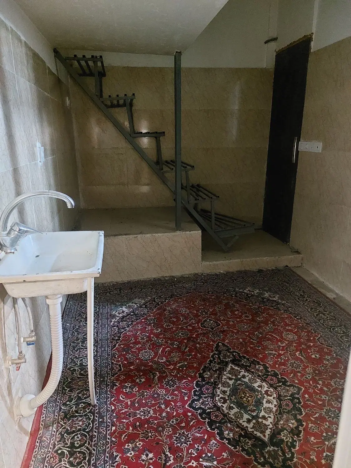 مغازه اجاره ای_خانه های اجاره ای_ بومهن