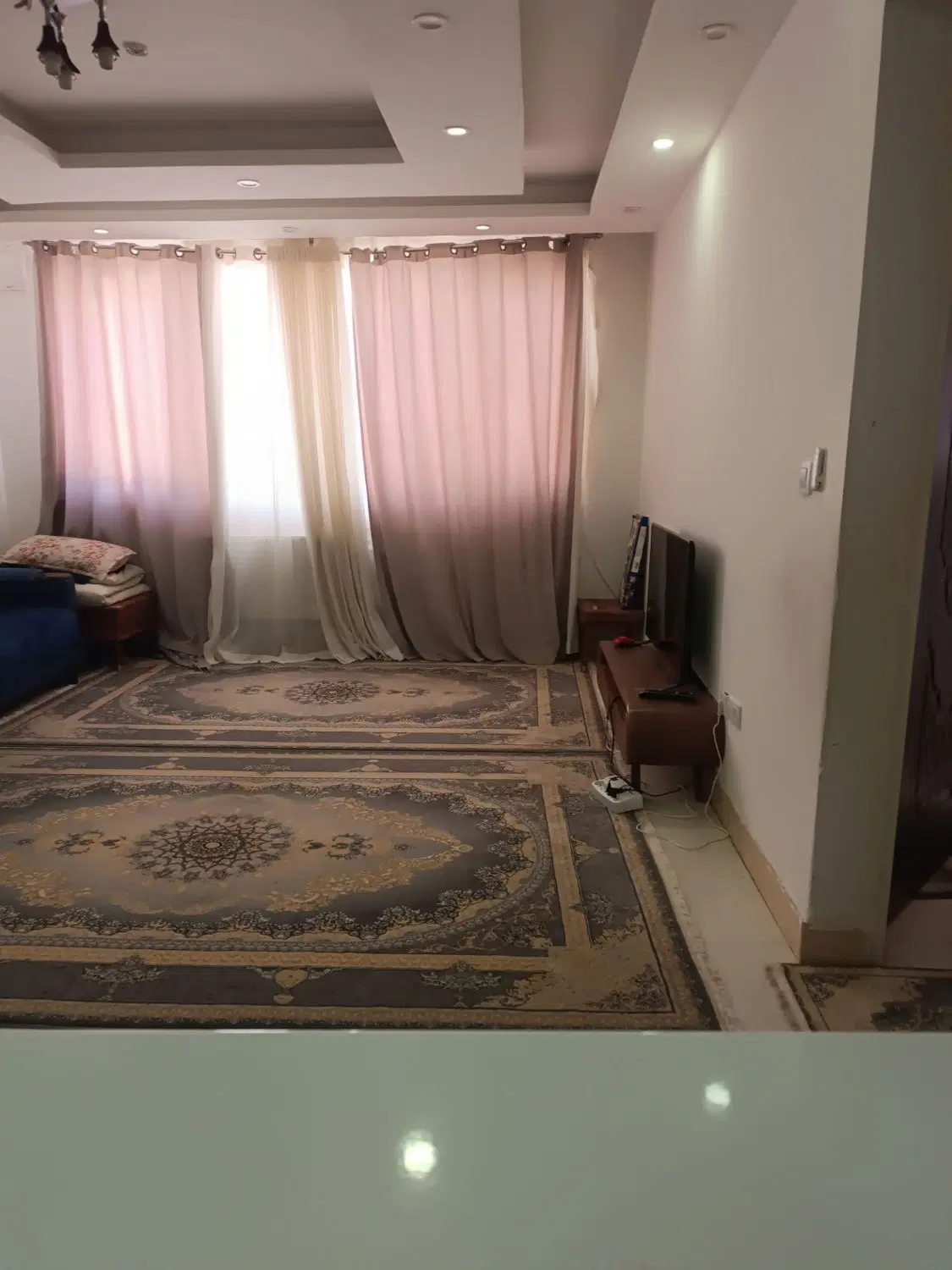 اجاره آپارتمان دو خواب فاز دو استانداری بهشتی
