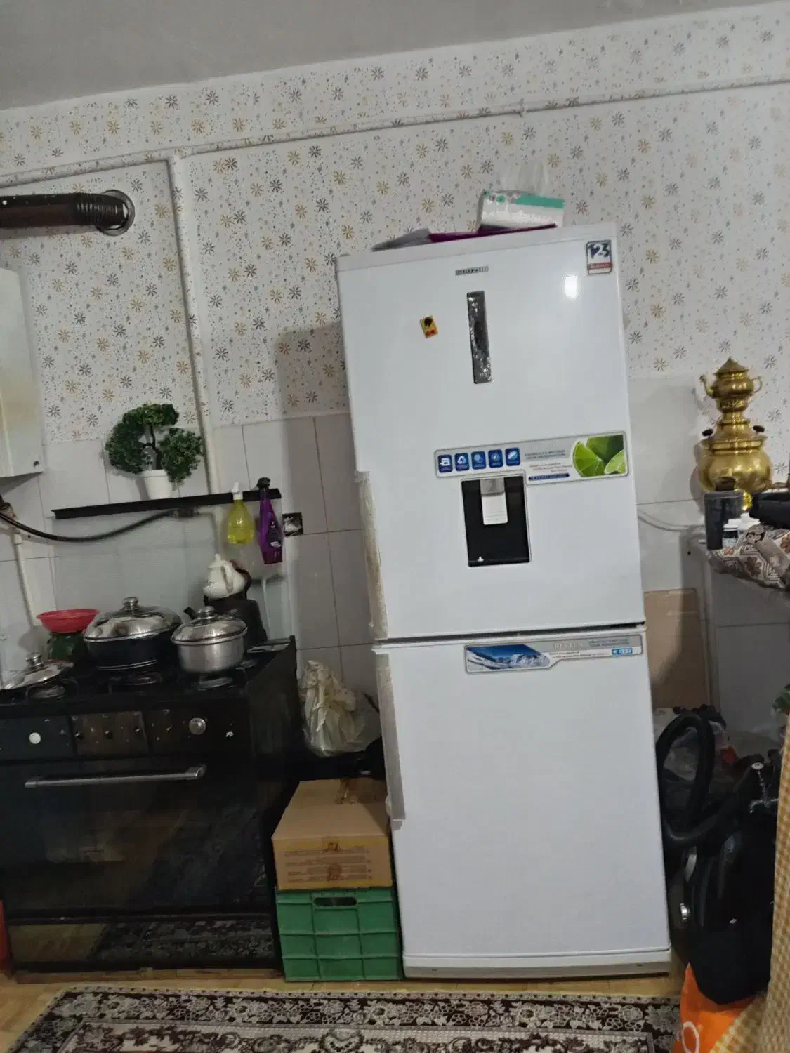 یک باب حیاط دوطبقه همکف تیرآهن بالاچوبی